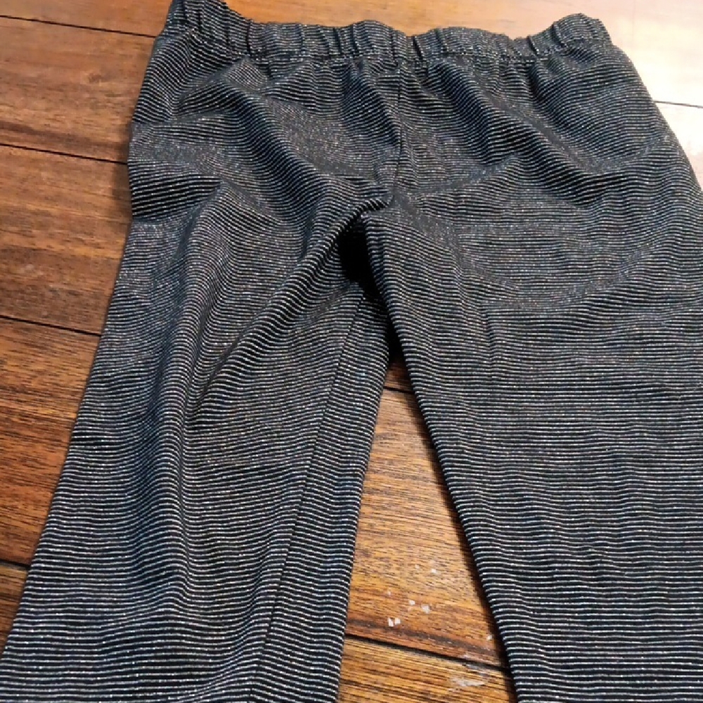 Vince Camuto Kids Black and White Striped Leggings